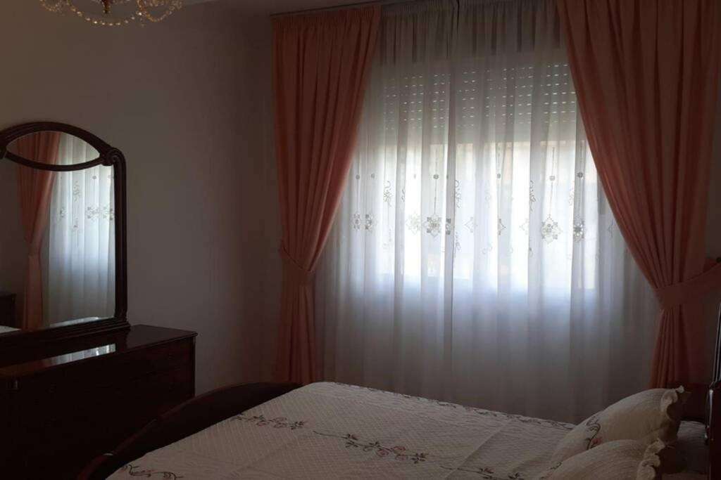 Casa Con Piscina Y Barbacoa Villa Freixido Luaran gambar