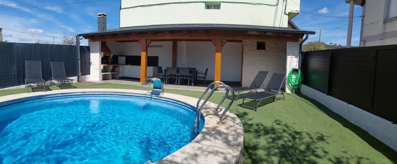 Casa Con Piscina Y Barbacoa Villa Freixido Luaran gambar
